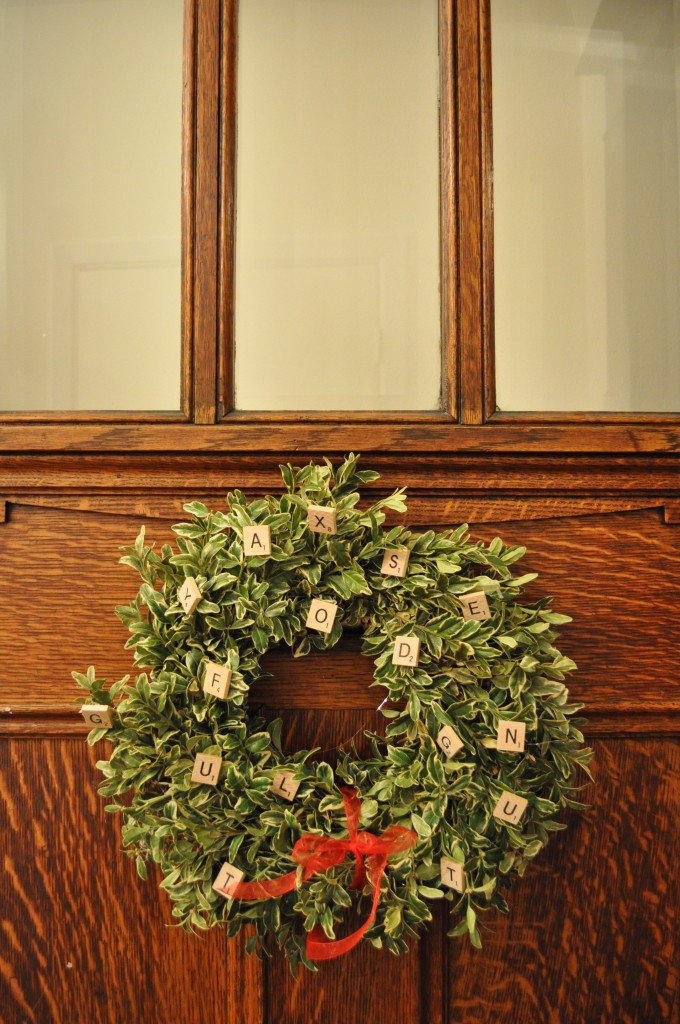 scrabble wreath, lindsay zier-vogel, christmas crafts